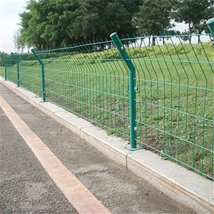 公路護欄網案例展示圖片4